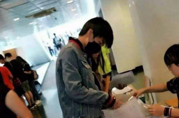 王俊凯再做慈善事业 真心对待每一个需要帮助的人