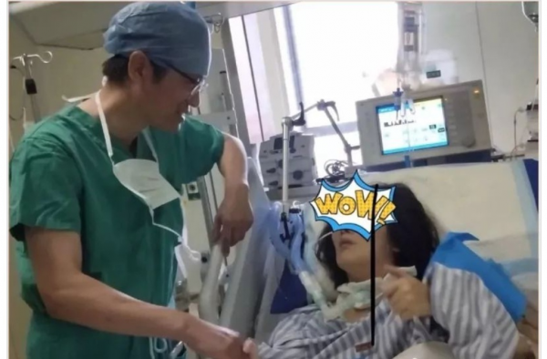 网红不顾劝阻执意怀孕 医生：不要以爱的名义绑架我们