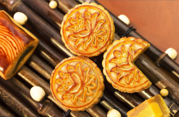中秋节约会做什么呢?和你心爱的他一起制做月饼吧!