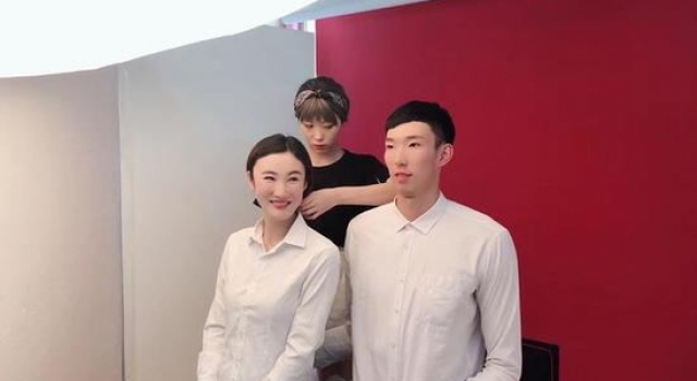 周琦结婚照曝光鸽子蛋钻戒太吸睛，爱她就别让她等太久！