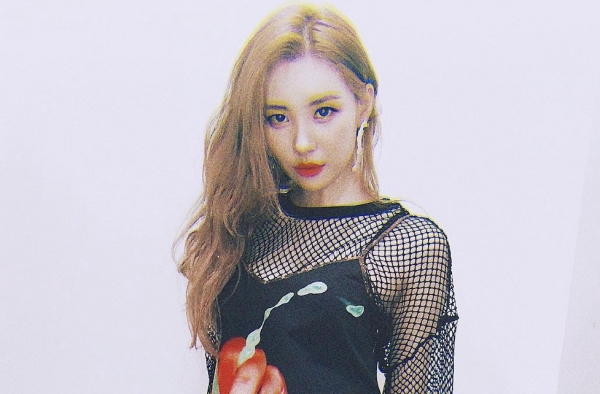 宣美冠军秀炸翻舞台 舞蹈性感歌曲洗脑简直美呆!