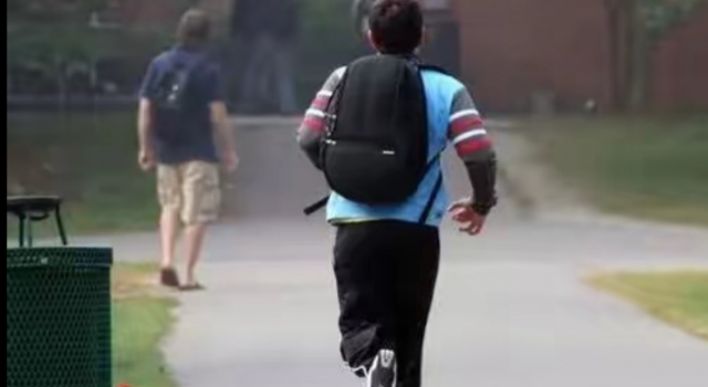 中国留学生迟到道歉  理由让加拿大老师听后目瞪口呆