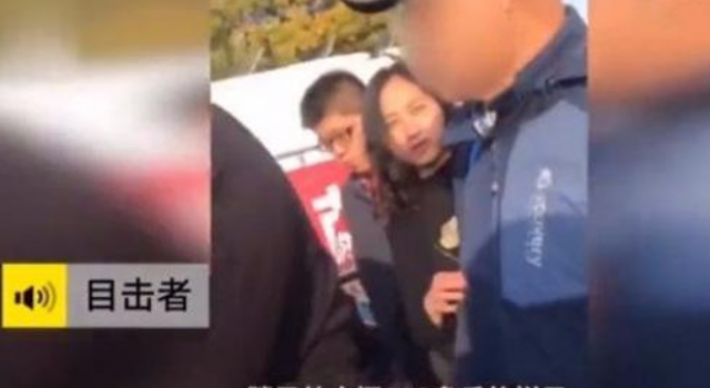 小伙挤地铁被骂哭怎么回事？辈分大就可以倚老卖老？