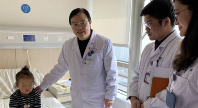 3岁小女孩乳腺癌怎么回事？3岁孩子也会患乳腺癌？