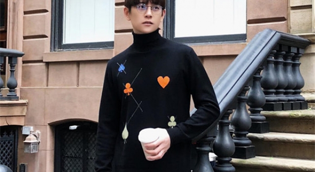 别让寒冷限制了时尚 秋冬高领毛衣搭配你值得拥有