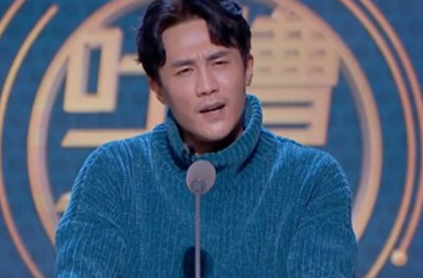 杜淳越洗越黑 在聂鑫出车祸时借机炒作 何晟铭默默捐款