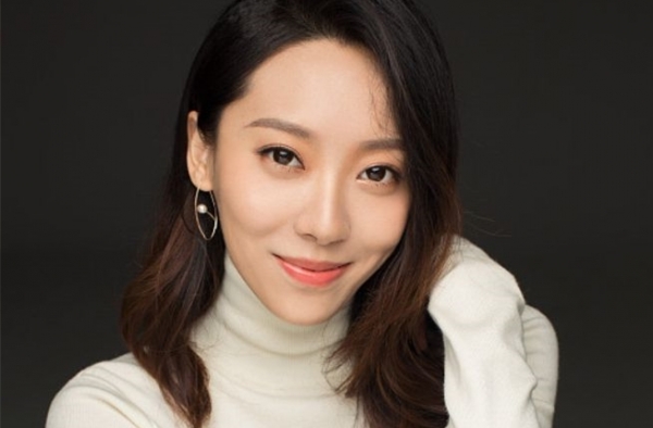 新喜剧之王主演王宝强,新一代星女郎诞生？