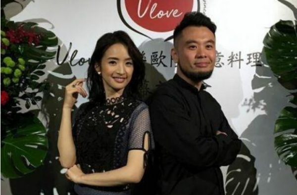林依晨弟弟行善 林依晨人美心善，姐弟一样暖