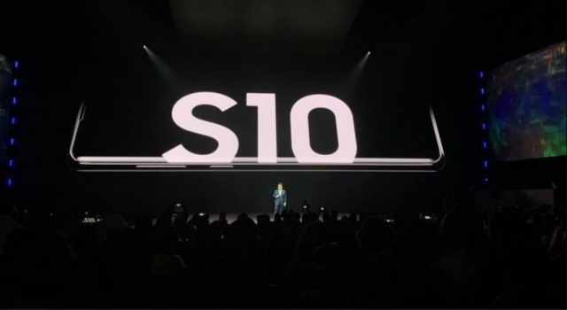三星S10携多项黑科技发布！三星华为之间的较量！
