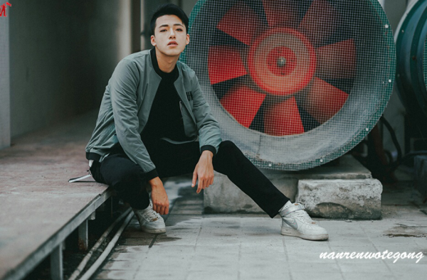 走进时尚的世界 领略男士棒球服的非凡魅力！