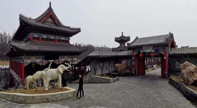 曹园问题初步查明 即日起自行拆除 连夜拆除招牌是为何