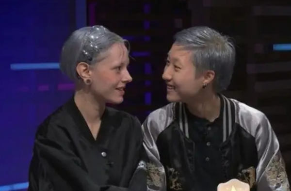 吴卓林上节目被批薄情寡义 与妻子甜蜜对视 却吐槽母亲