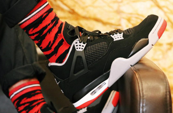 球鞋AJ4已过30周年 AJ4新品来袭 这些新款不能错过