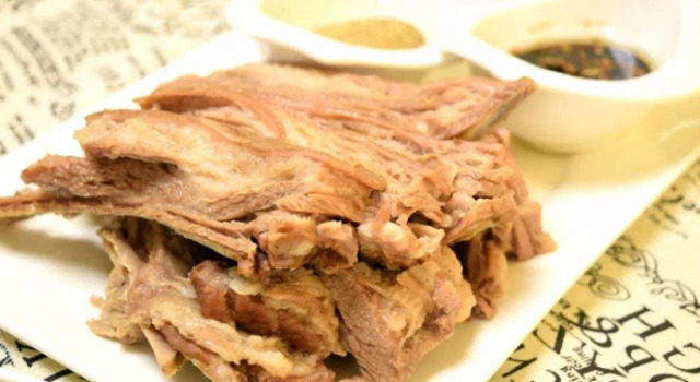 这三道内蒙古特色美食 地方特色浓郁味道鲜美