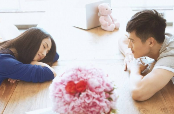 董璇高云翔 离婚是为保全财产？ 你还会相信爱情吗？