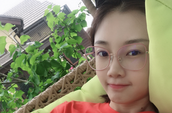 郑恺苗苗疑似同居！富二代前女友程晓玥彻底成为过去！
