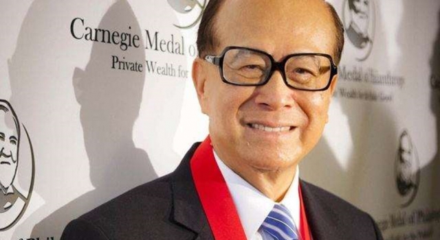 李嘉诚捐款5亿 致力生物科技 对未来香港科技充满信心