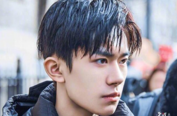男生流行短发发型 跟着明星小鲜肉做时尚前端的弄潮儿