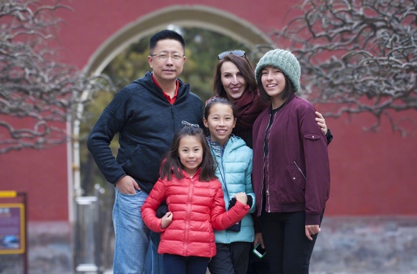 李阳否认复婚 称只是亲人朋友 网友：强行洗白？