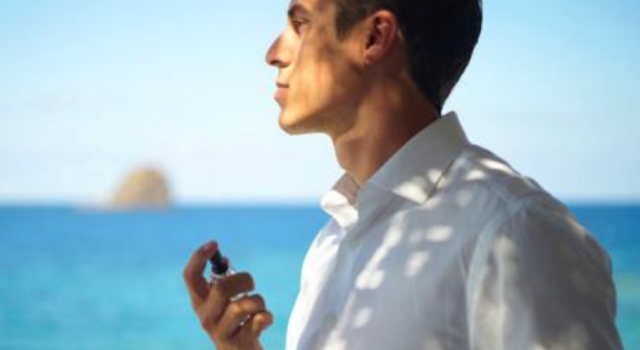 男人如何喷香水 正确喷香水的方法是什么呢？