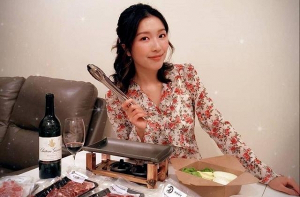 李泽楷挺女友后，女方被曝花2000万投资，有望成下一个甘比？