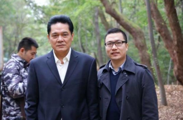 走红时就抛弃妻子和孩子，今60多岁年纪渐长，又去投靠自己女儿