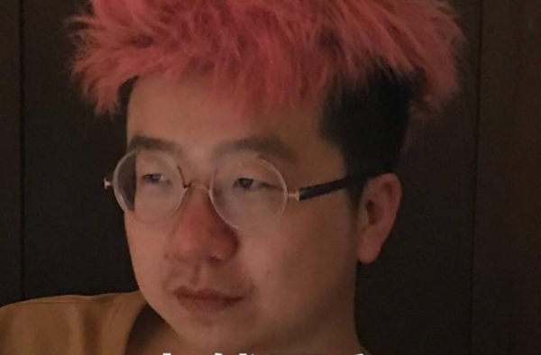否决郭麒麟努力，对傅首尔摇头晃脑加不屑，李诞怎么了？