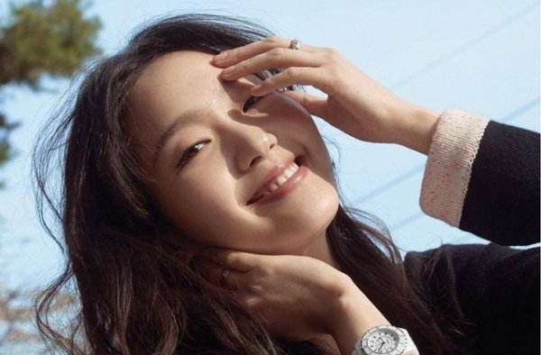 单眼皮可以有多美？小S女儿被称“高级脸”，金高银朴素丹皆耐看
