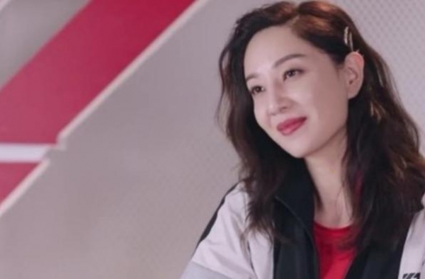 因《浪姐》爆红后：郑希怡结束与英皇的合作，袁咏琳身价涨10倍