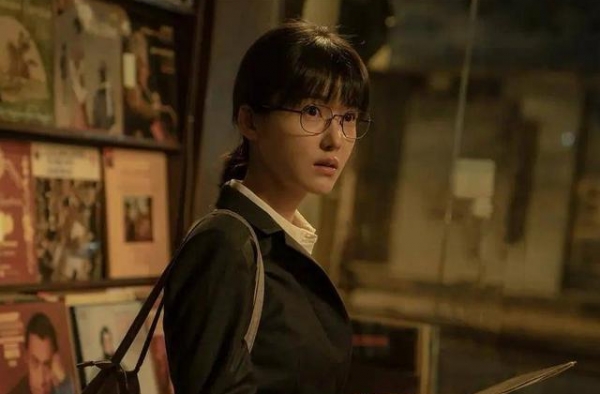 从《隐秘的角落》到《摩天大楼》，“阴暗”成悬疑剧标配？
