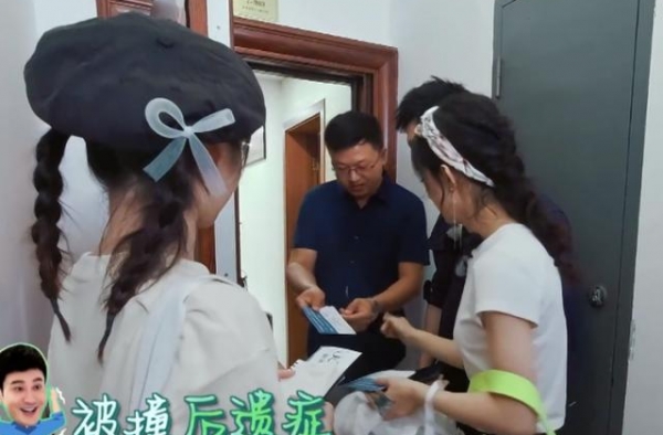 终于知道《中餐厅4》亏损的原因了，赵丽颖成最大背锅侠