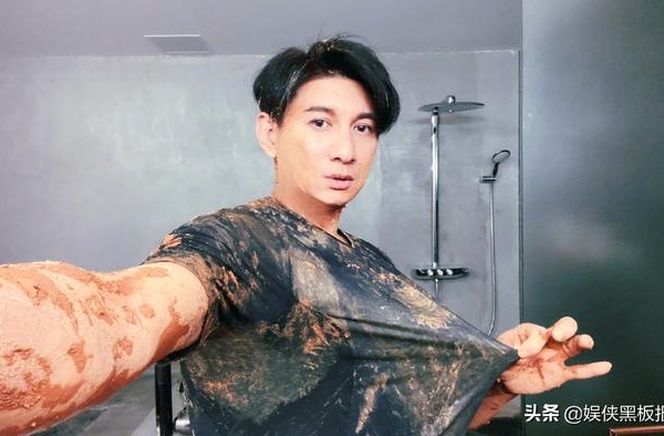 吴奇隆被6名保安当坏人按倒，是49岁体力太好，还是保安演技高