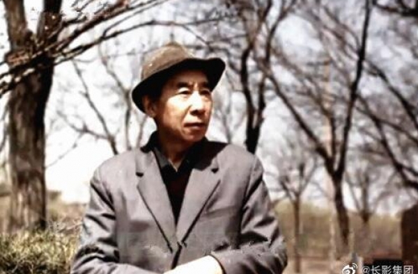 新中国第一代电影美术师刘学尧去世 曾创作《刘胡兰》《上甘岭》