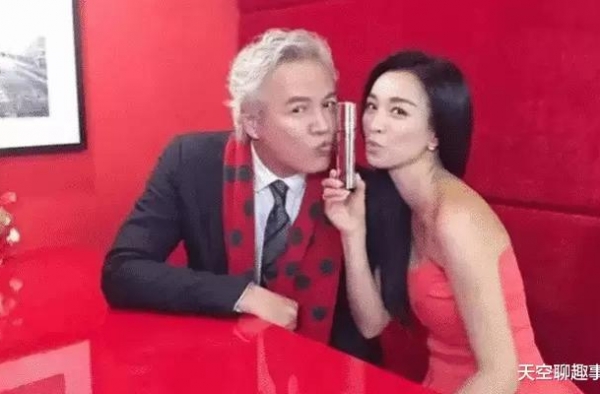 李小璐迎来救星！身价300亿、坐拥17亿豪宅的张庭出手