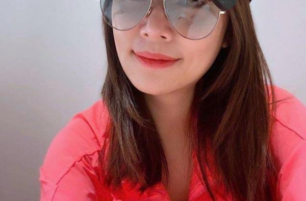 林熙蕾老公给林心如的留言太尴尬，心如看完无奈回应滴汗表情