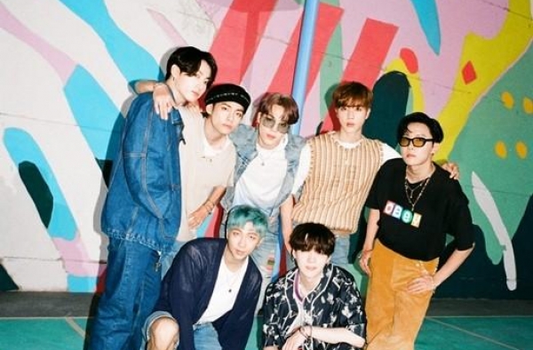 防弹少年团获赠价值600亿韩元公司股票