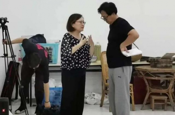 重温《日出东方》台前幕后，纪录片《舞台上的我们》即将播出