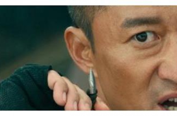 《战狼3》女主卢靖姗被换下，新女主最大牌，吴京都敬她三分