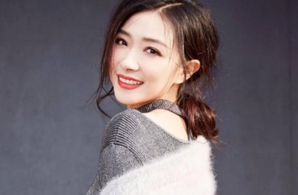 万茜辟谣点赞宁静恶评！刚成团就闹负面，姐姐们成团能风平浪静吗