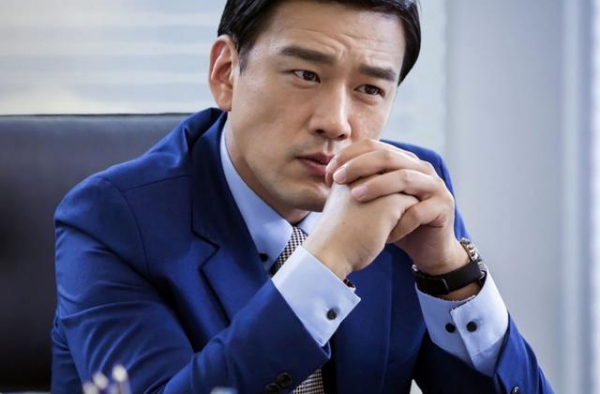王耀庆穿齐臀短裤上节目，却辩解是商务休闲：“油腻”可不是元气