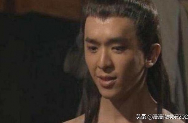 邓兆尊：53岁与3位妻子和平共处，“侍寝”三人私下开群决定