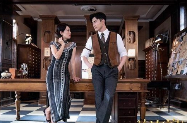 《旗袍美探》表演浮夸尬出屏幕，海报虽美，但剧情敷衍