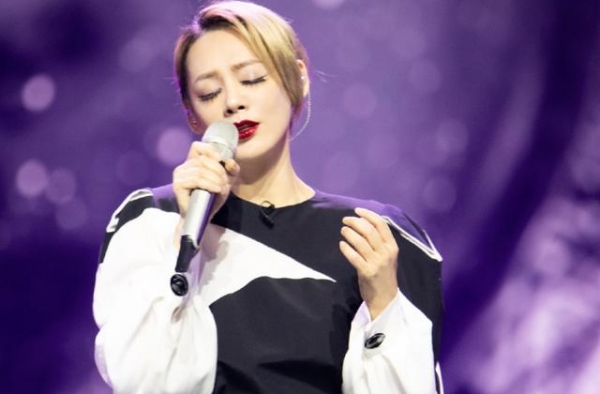 《乘风破浪的姐姐》落下帷幕，为什么很多人反感宁静呢？