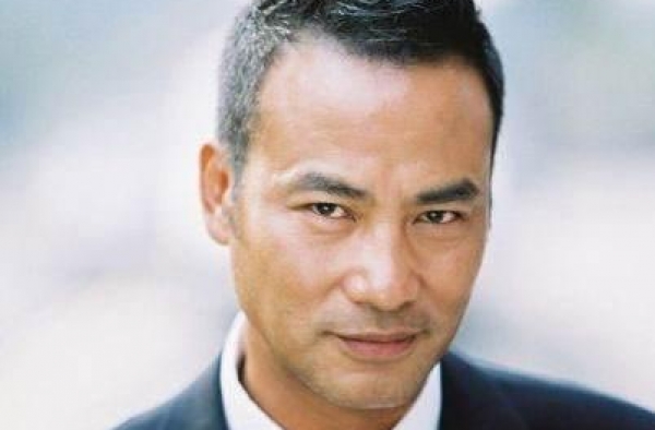 任达华14岁女儿登杂志，180身高惊艳众人：确定只有14岁？