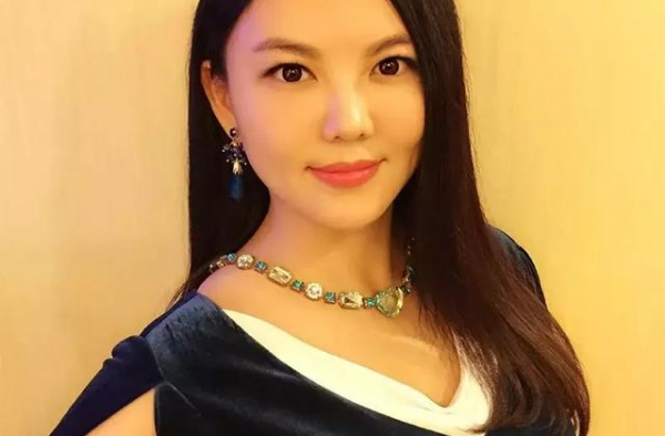 李湘再次发声王岳伦婚内出轨事件：女人搞事业比守家庭简单多了