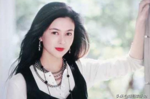 关之琳自曝历史，刘銮雄当时没送她别墅，如今她已是刘德华妻子