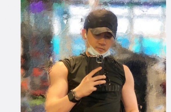 回忆杀，苏有朋47岁生日，赵薇、小昭为他庆生