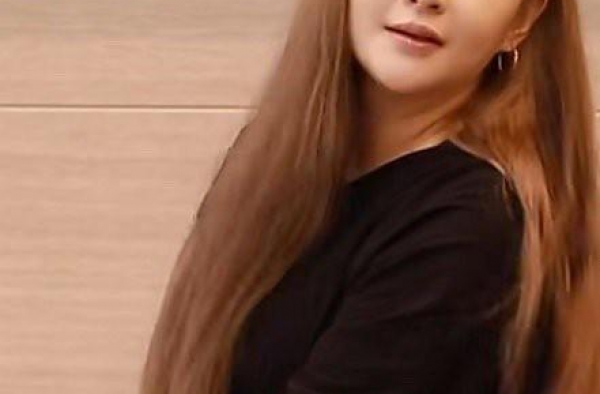 女星身材失控，脸变圆，为演戏努力减肥，她经历了什么？