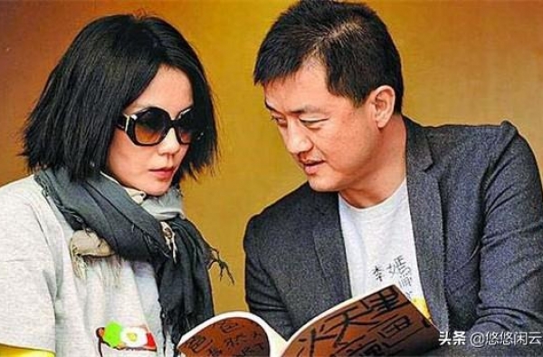 李亚鹏和官宣女友疑分手，王菲和谢霆锋可还好？