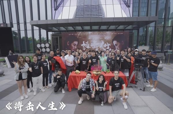 演员王君君跨界幕后 电影《搏击人生》重庆开机